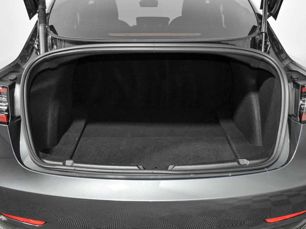 Tesla Model 3 с пробегом — 2023 год. Фото: #24