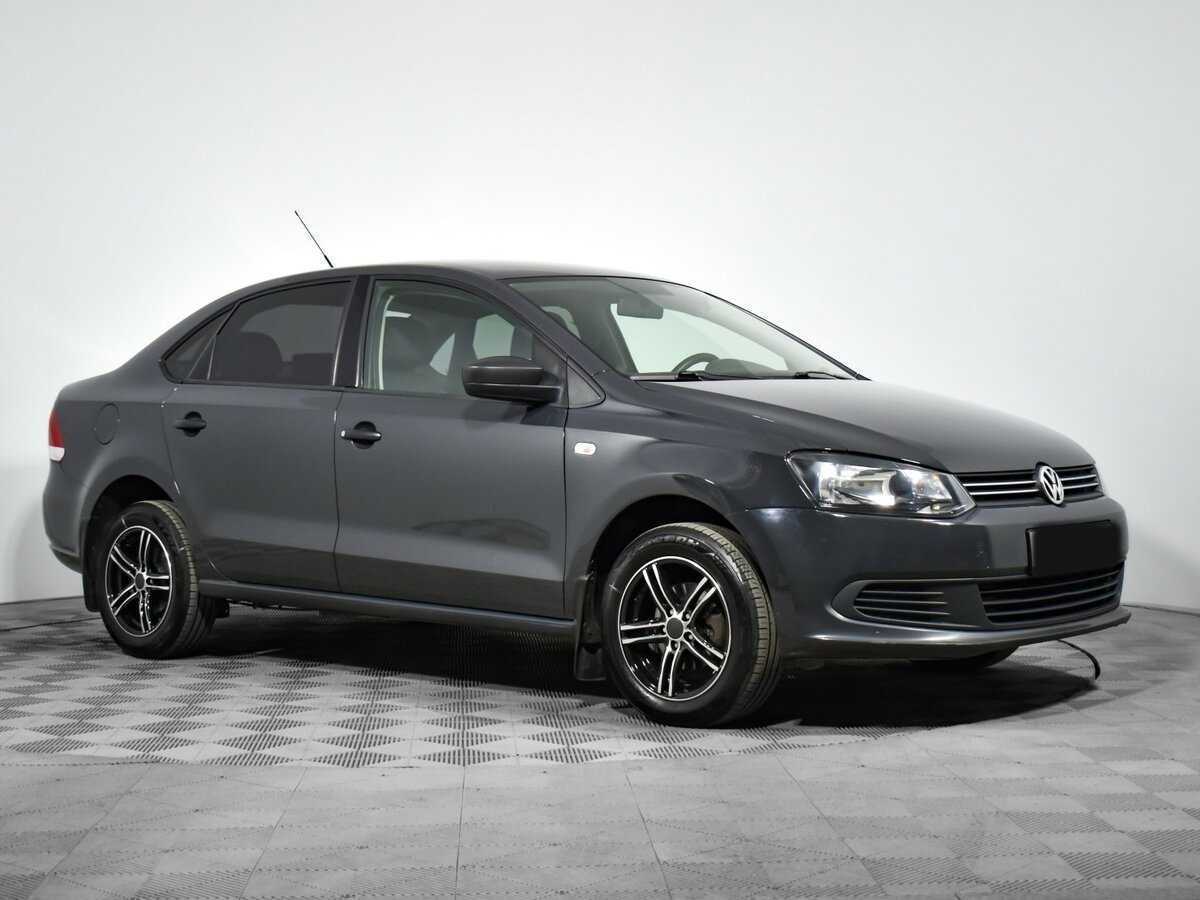 Volkswagen Polo с пробегом — 2011 год. Фото: #2