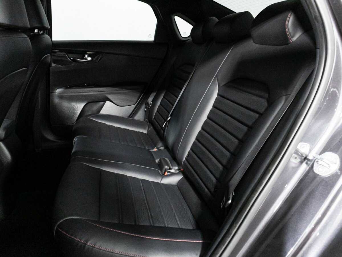 Kia K3 с пробегом — 2020 год. Фото: #9