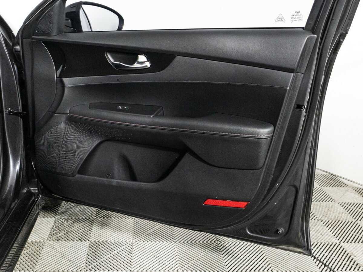 Kia K3 с пробегом — 2020 год. Фото: #24