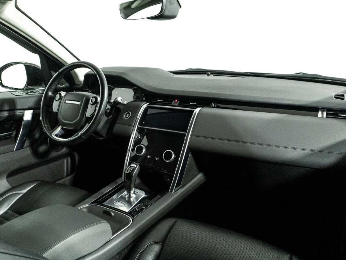 Land Rover Discovery Sport с пробегом — 2019 год. Фото: #8