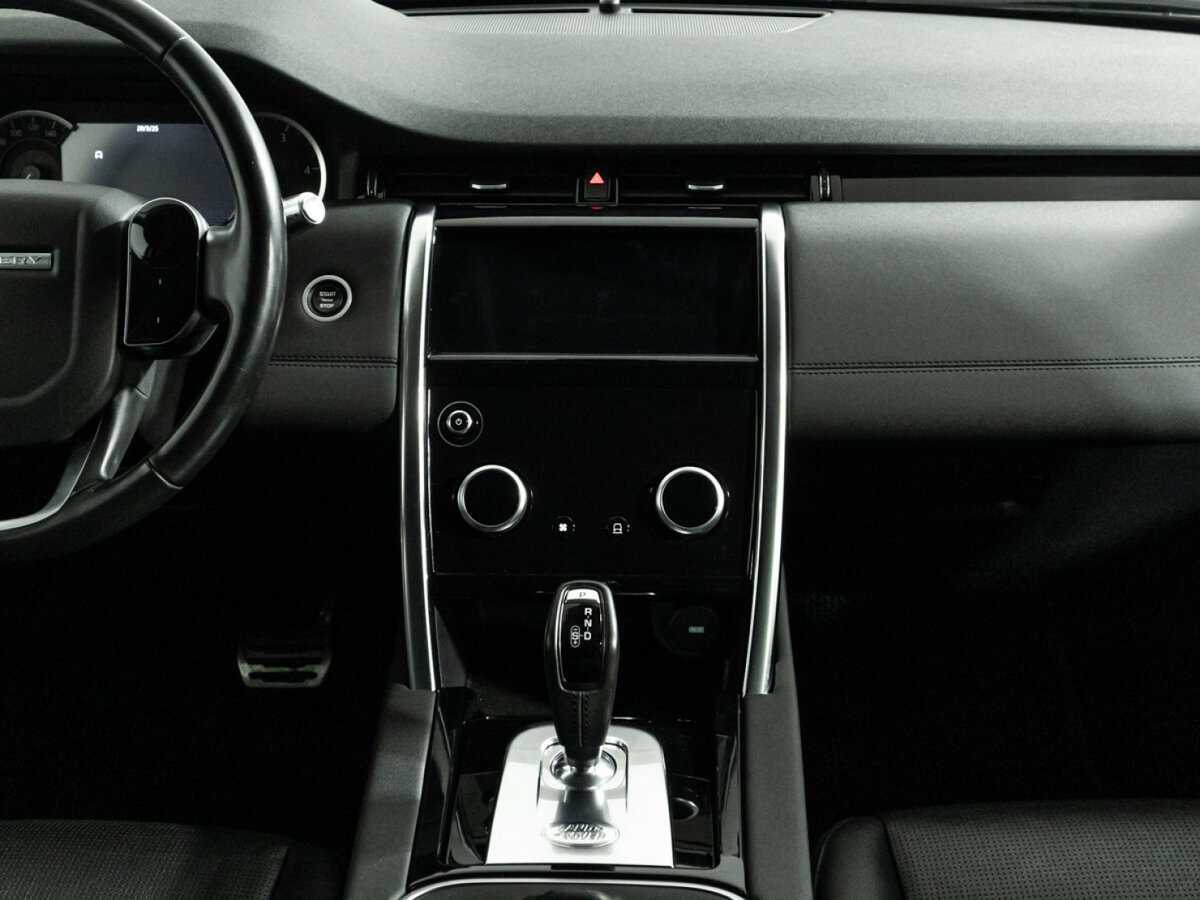 Land Rover Discovery Sport с пробегом — 2019 год. Фото: #13