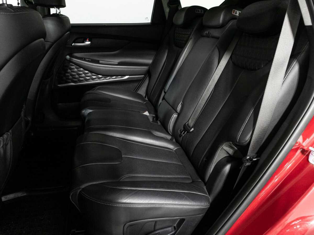 Hyundai Santa Fe с пробегом — 2019 год. Фото: #8