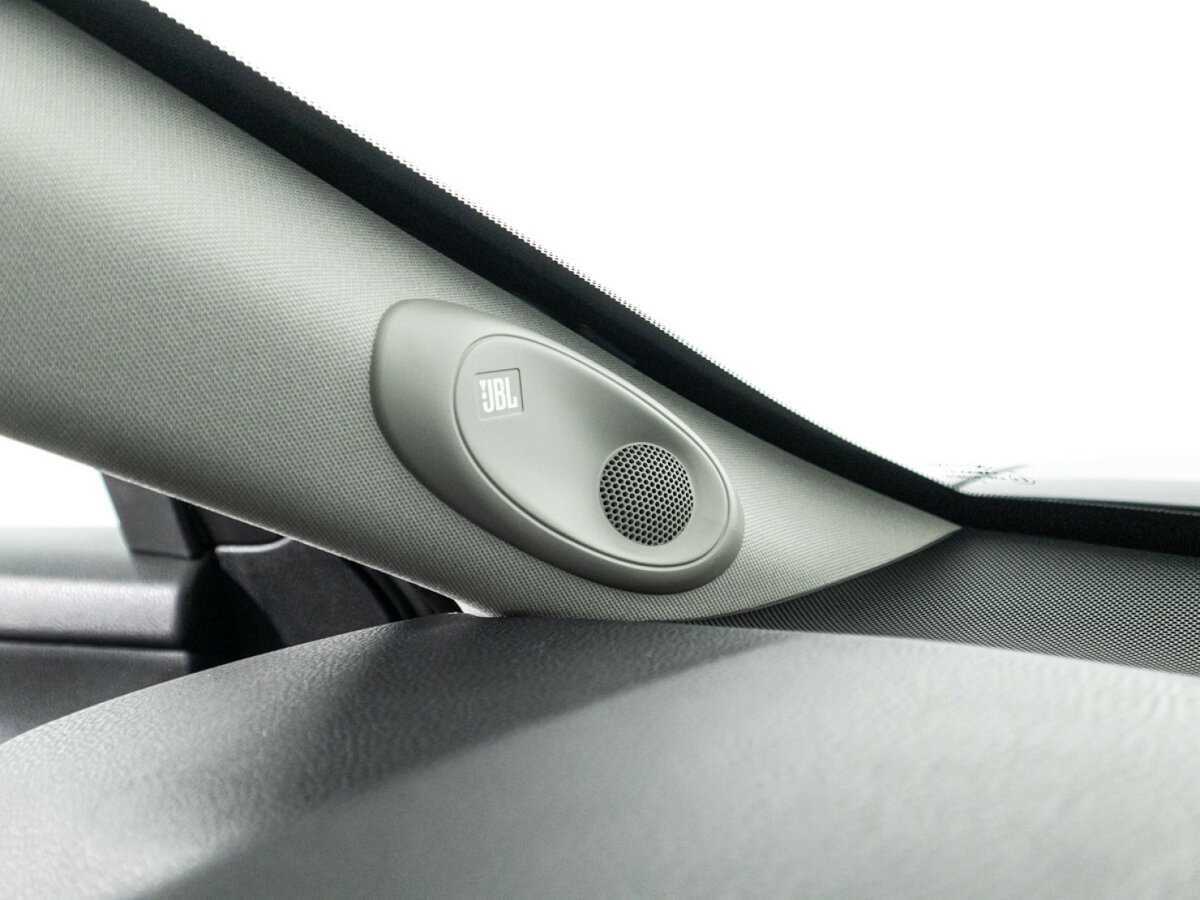 Toyota Camry с пробегом — 2018 год. Фото: #24