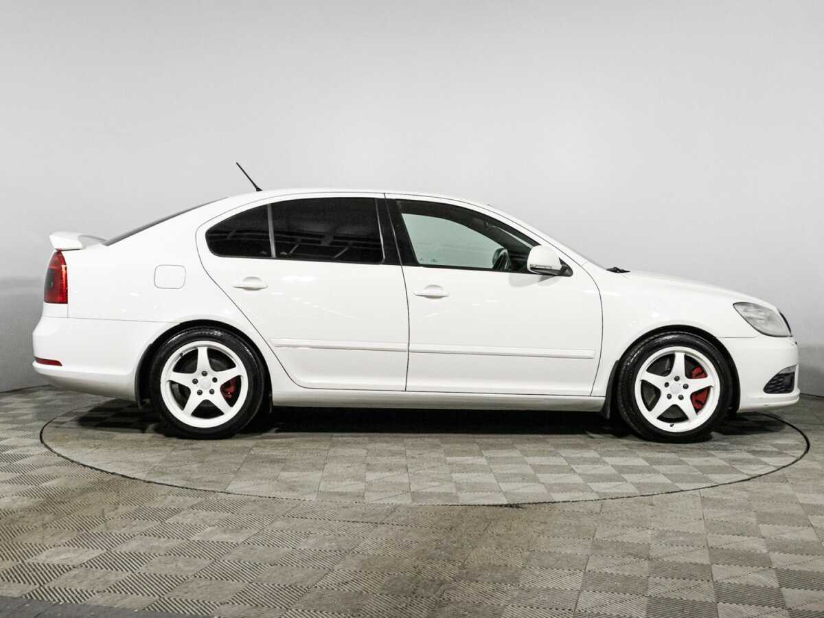 Skoda Octavia RS с пробегом — 2012 год. Фото: #3