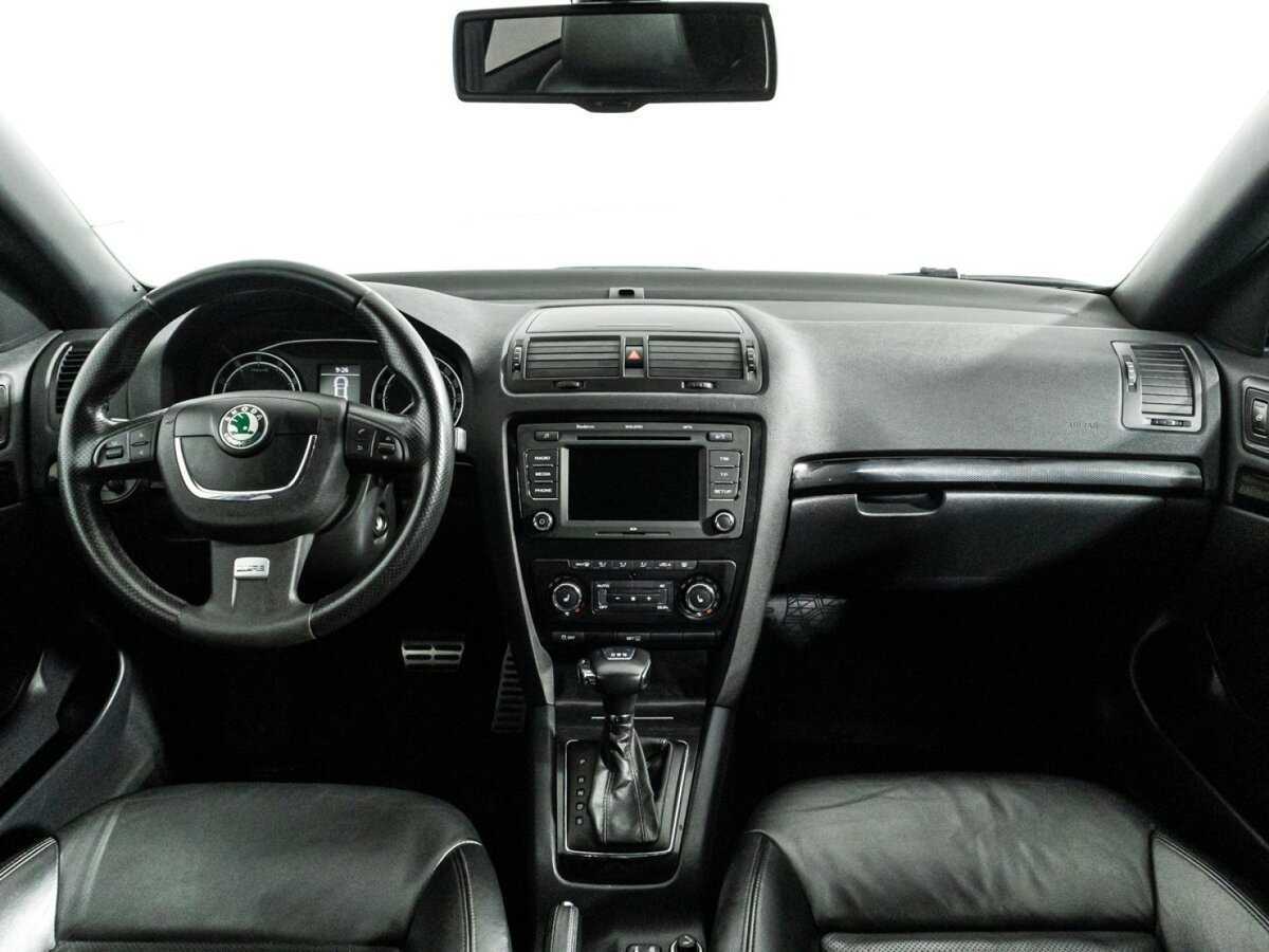 Skoda Octavia RS с пробегом — 2012 год. Фото: #12