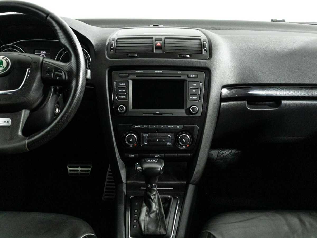 Skoda Octavia RS с пробегом — 2012 год. Фото: #13