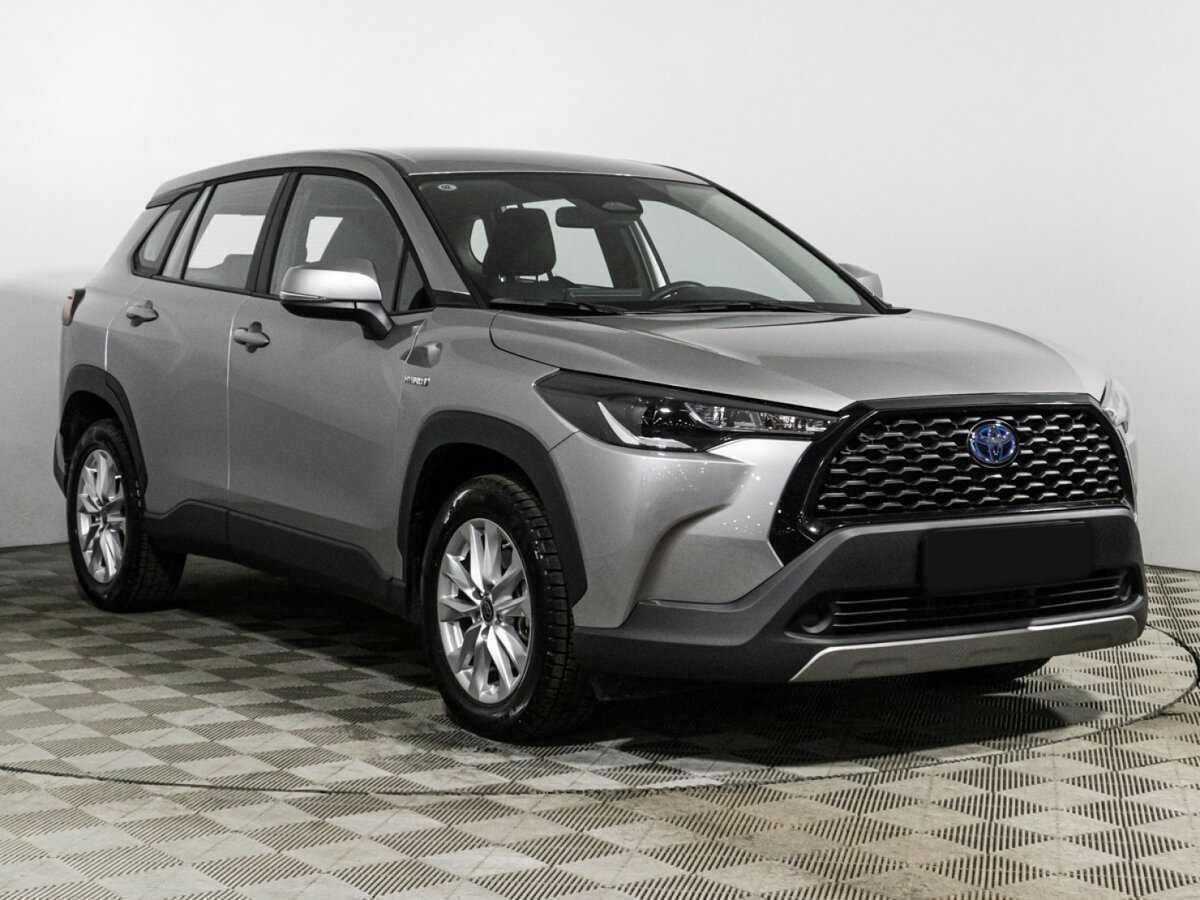 Toyota Corolla Cross с пробегом — 2023 год. Фото: #2