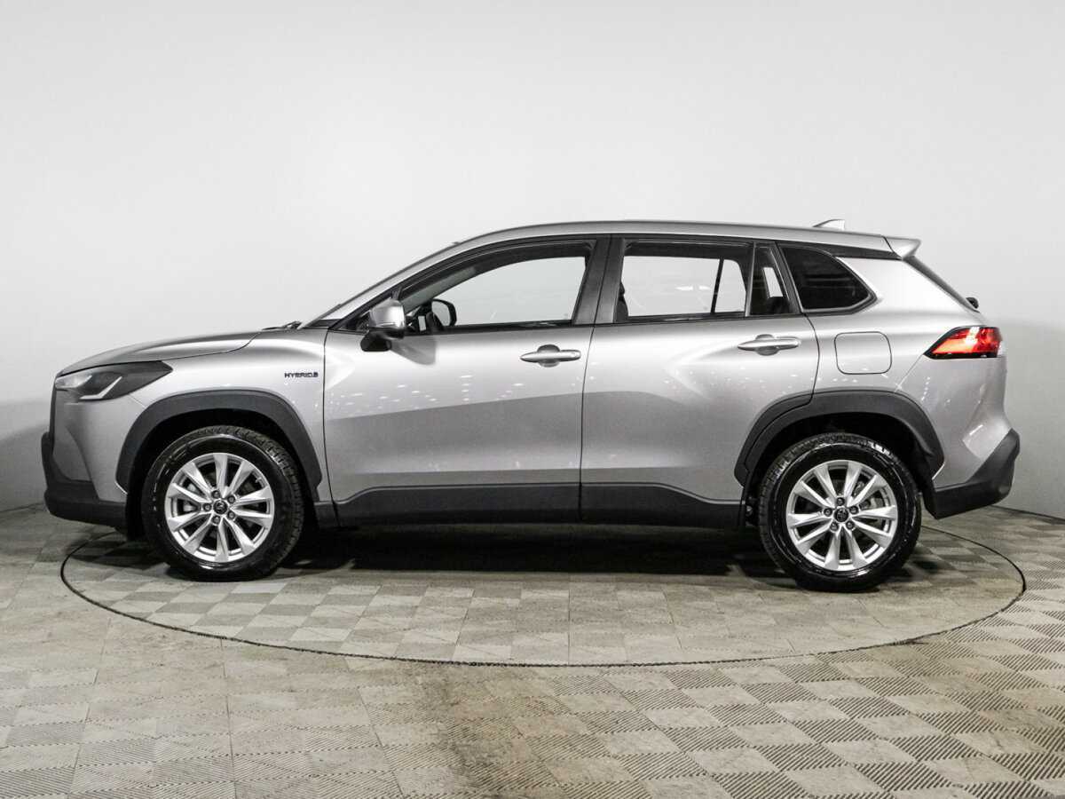 Toyota Corolla Cross с пробегом — 2023 год. Фото: #7