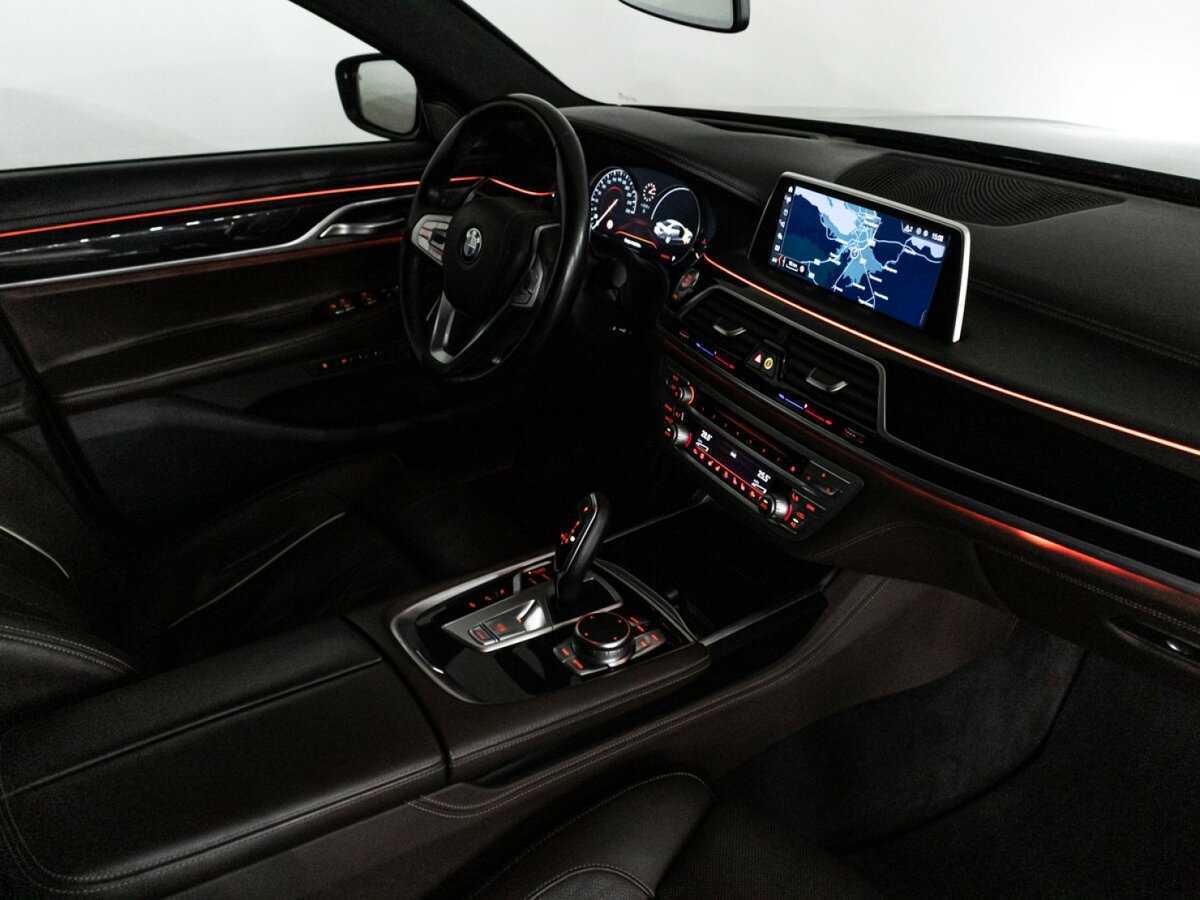BMW 7 серии с пробегом — 2018 год. Фото: #27