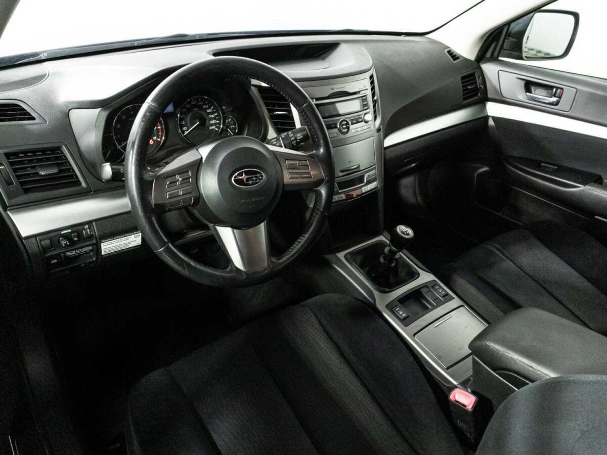 Subaru Outback с пробегом — 2010 год. Фото: #8
