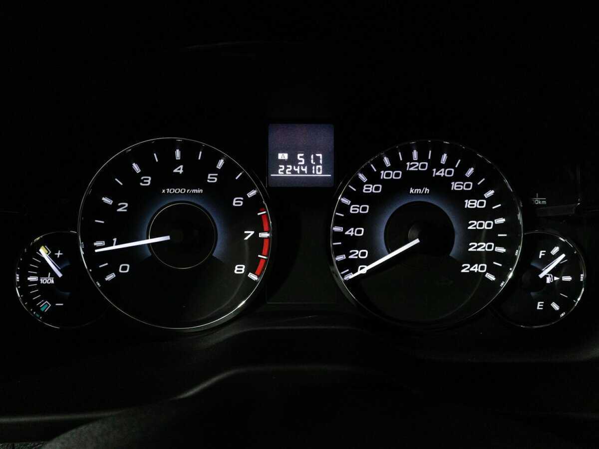 Subaru Outback с пробегом — 2010 год. Фото: #9