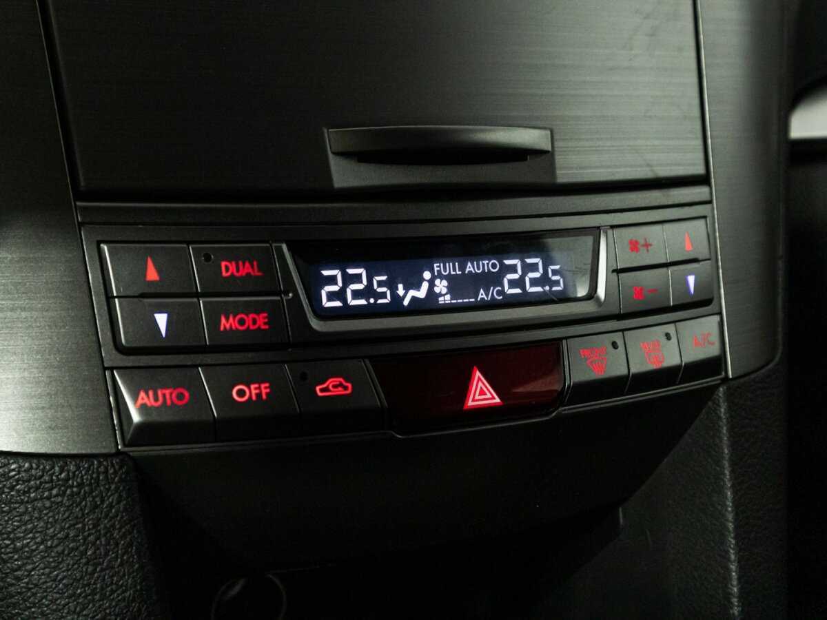 Subaru Outback с пробегом — 2010 год. Фото: #13