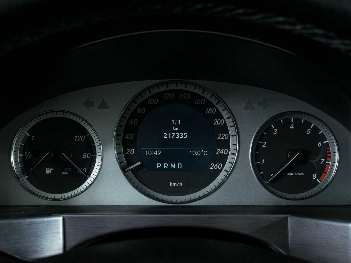 Mercedes-Benz GLK-Класс с пробегом — 2011 год. Фото: #12