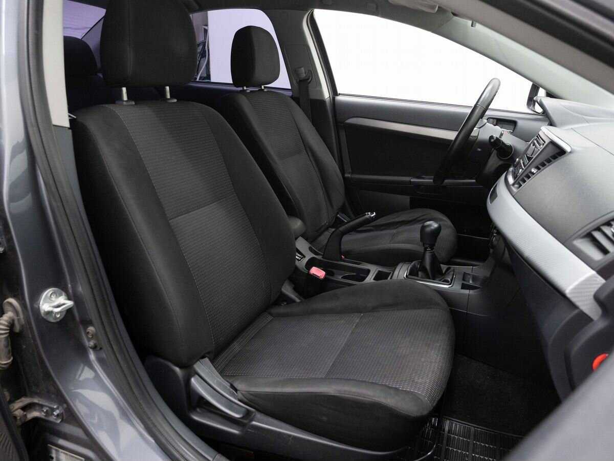 Mitsubishi Lancer с пробегом — 2007 год. Фото: #11