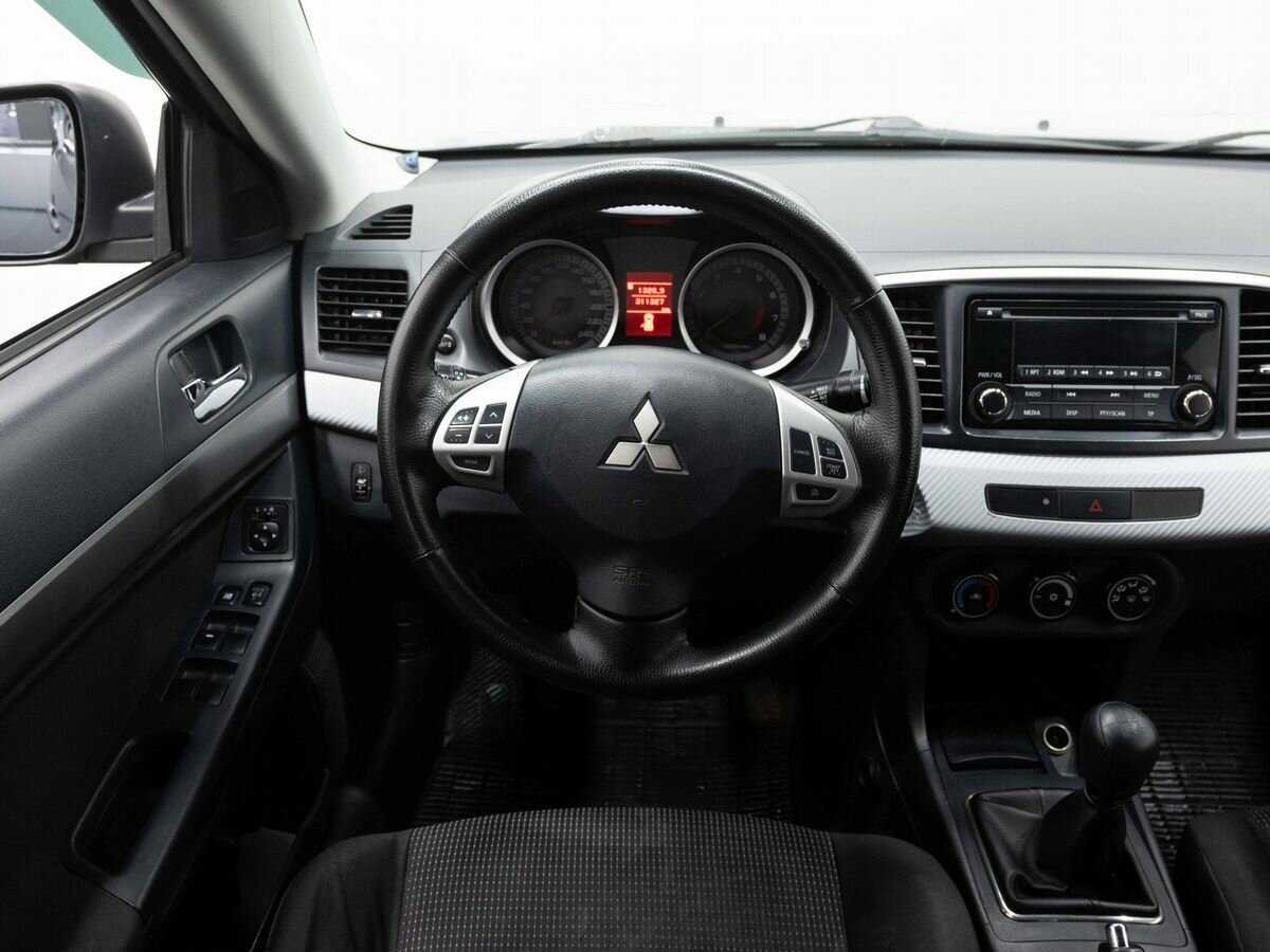 Mitsubishi Lancer с пробегом — 2007 год. Фото: #13