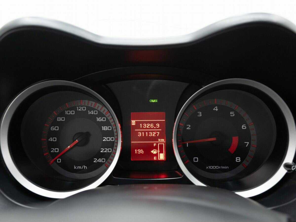 Mitsubishi Lancer с пробегом — 2007 год. Фото: #14