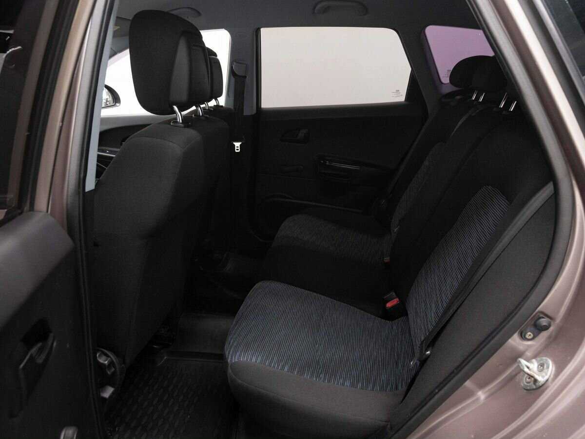 Kia Ceed с пробегом — 2008 год. Фото: #8