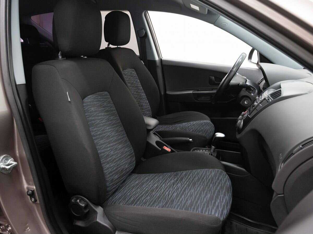 Kia Ceed с пробегом — 2008 год. Фото: #11