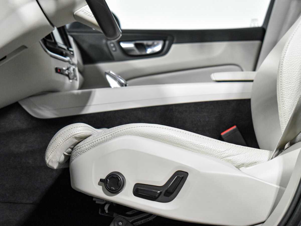 Volvo XC60 с пробегом — 2021 год. Фото: #8