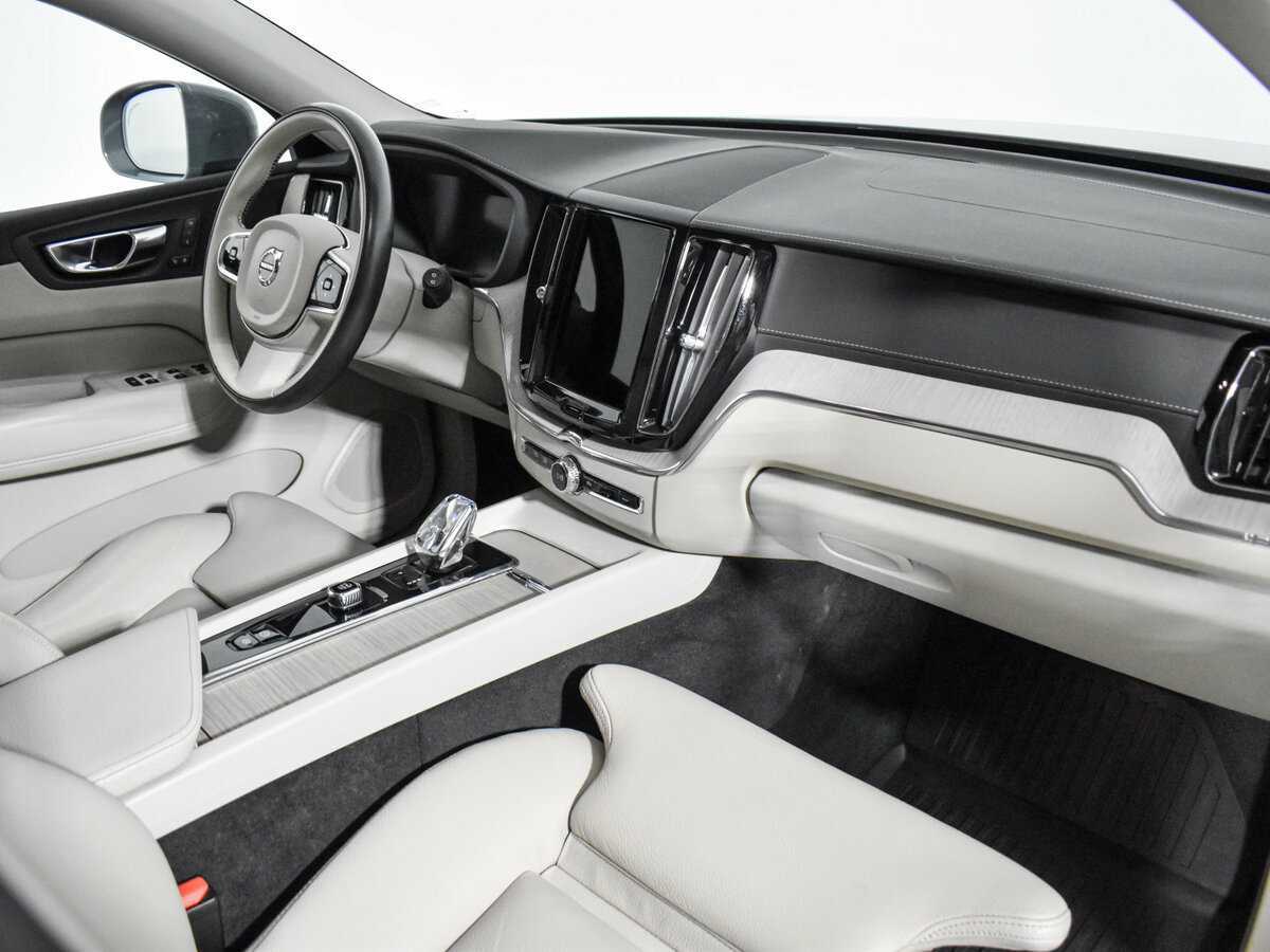 Volvo XC60 с пробегом — 2021 год. Фото: #12