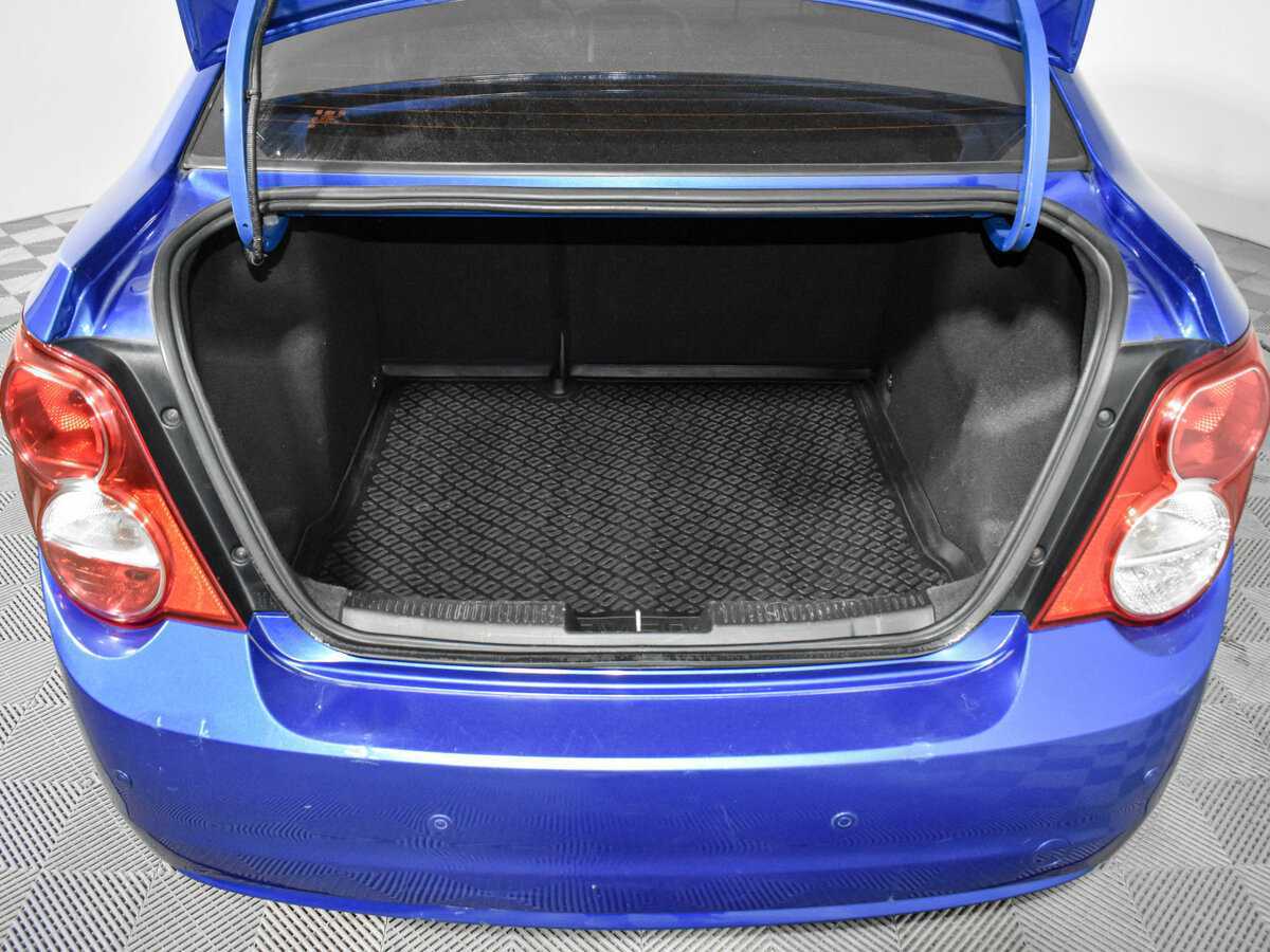 Chevrolet Aveo с пробегом — 2012 год. Фото: #19