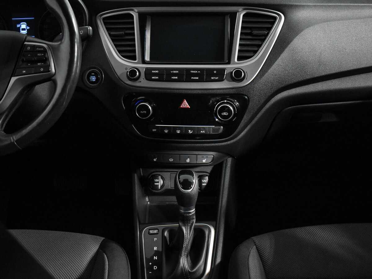 Hyundai Solaris с пробегом — 2019 год. Фото: #14