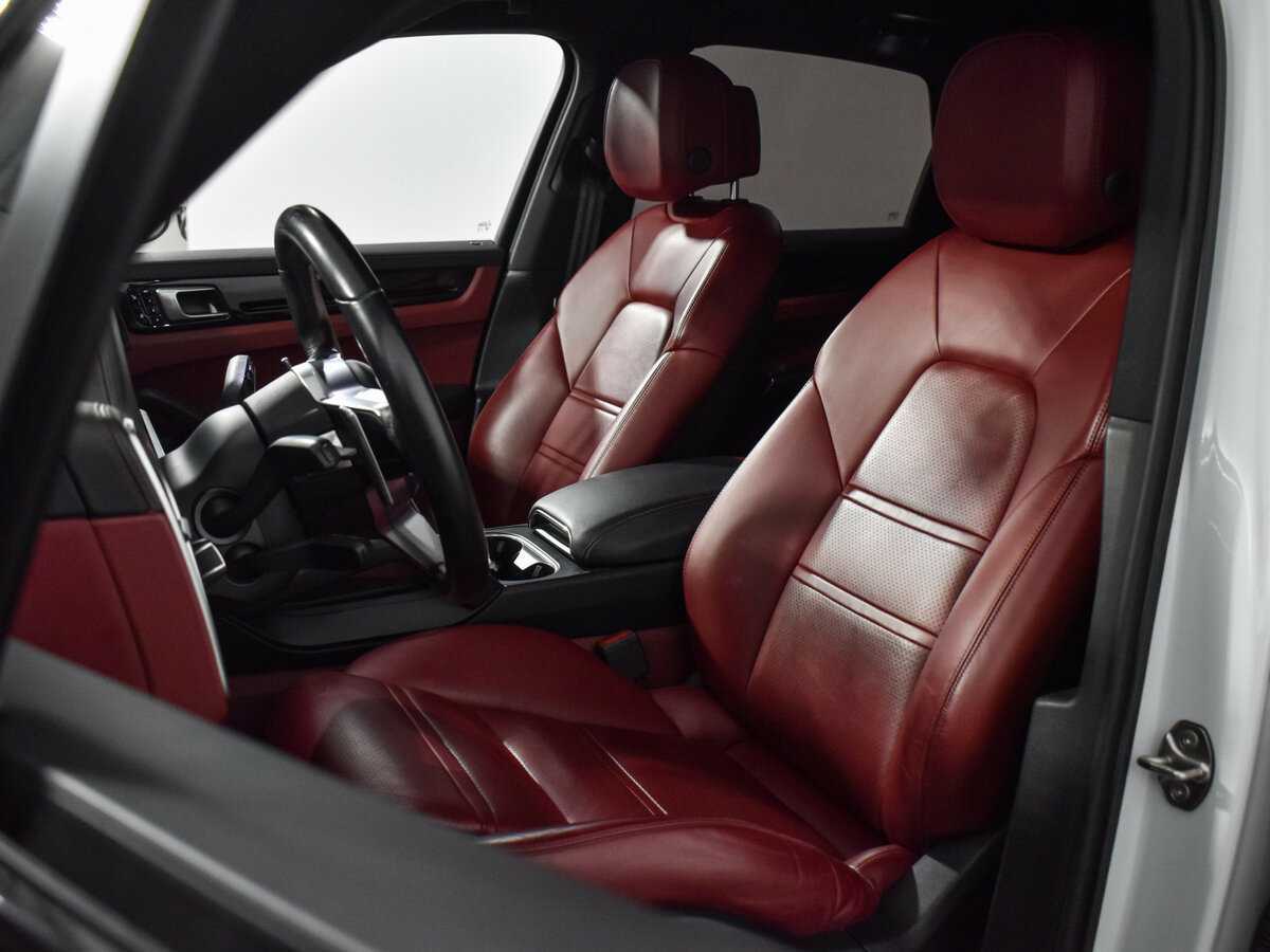 Porsche Cayenne с пробегом — 2018 год. Фото: #16