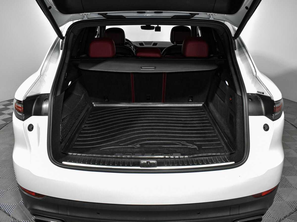 Porsche Cayenne с пробегом — 2018 год. Фото: #23