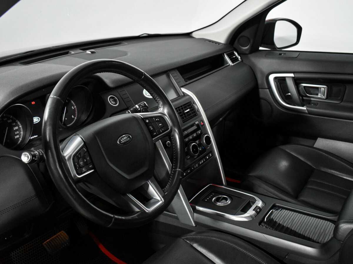 Land Rover Discovery Sport с пробегом — 2016 год. Фото: #8