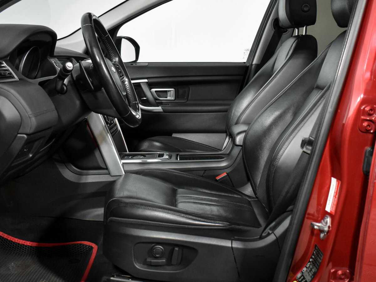 Land Rover Discovery Sport с пробегом — 2016 год. Фото: #11