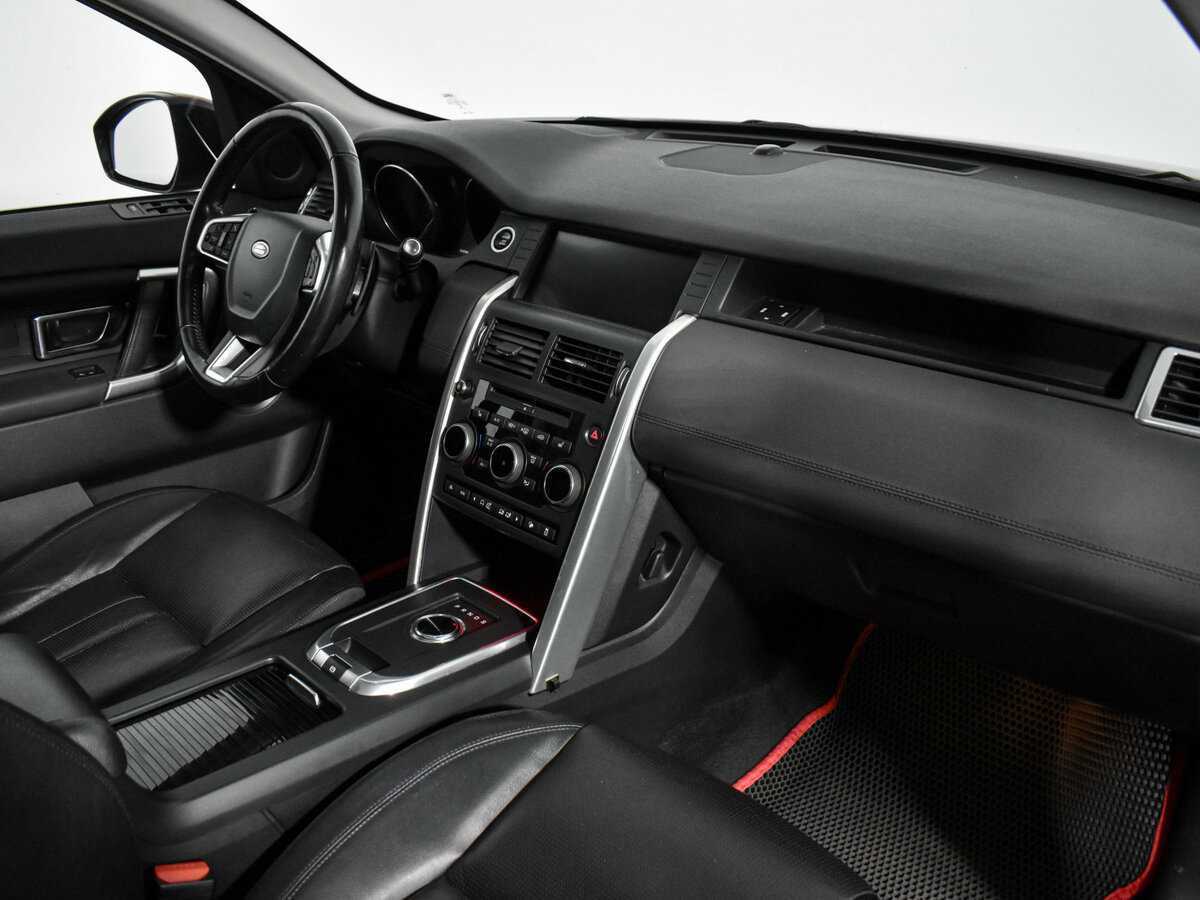 Land Rover Discovery Sport с пробегом — 2016 год. Фото: #14