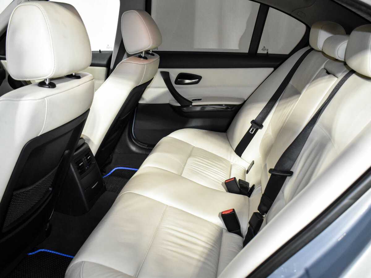 BMW 3 серии с пробегом — 2007 год. Фото: #10