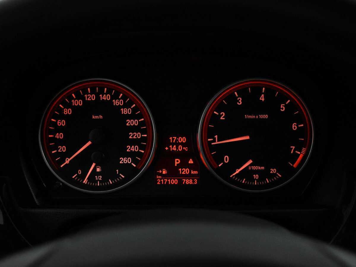 BMW 3 серии с пробегом — 2007 год. Фото: #18