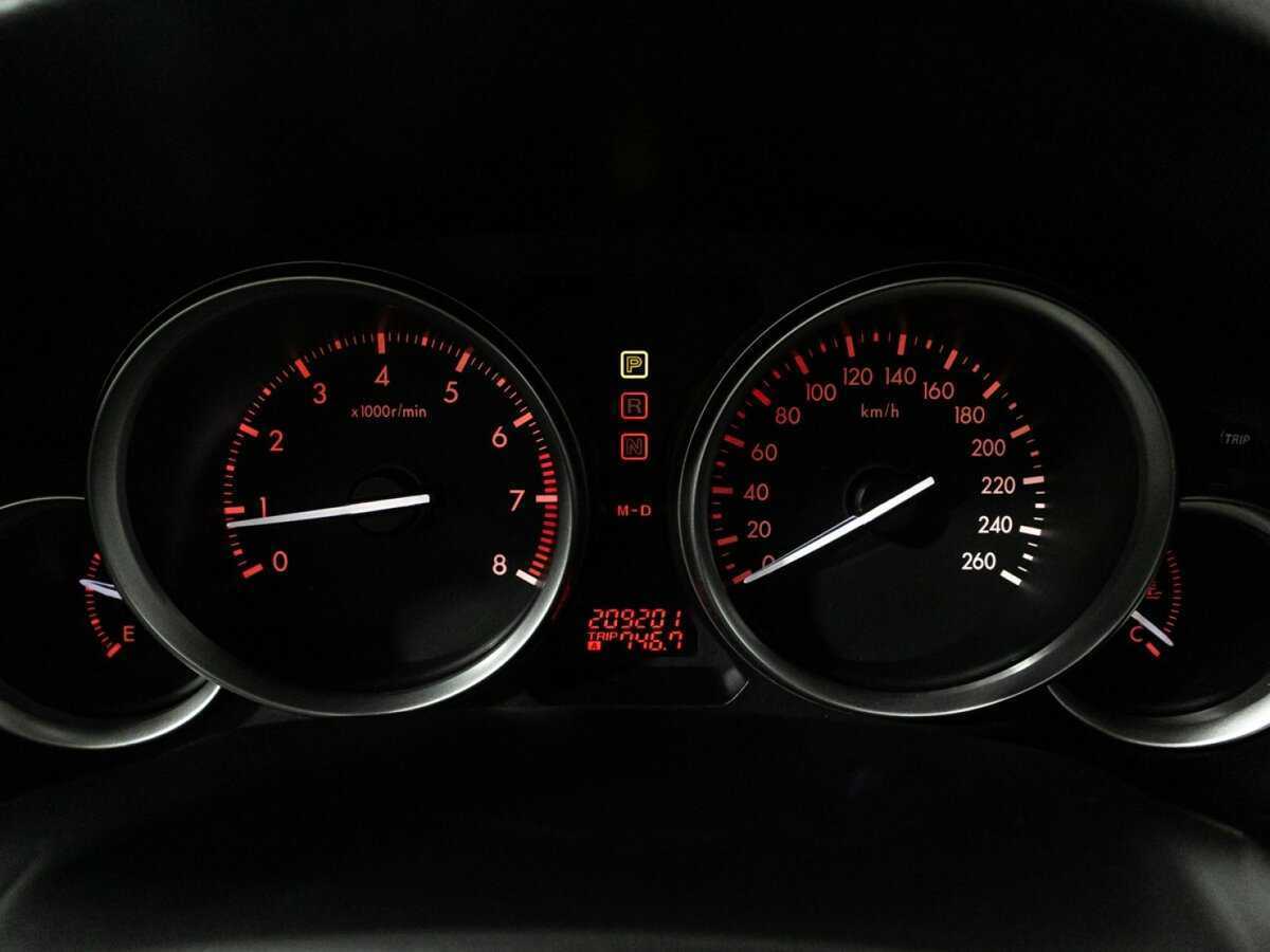 Mazda 6 с пробегом — 2011 год. Фото: #11