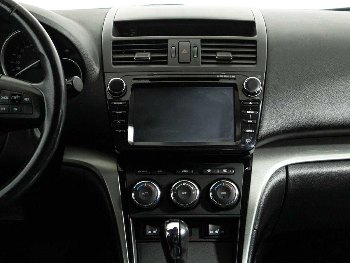 Mazda 6 с пробегом — 2011 год. Фото: #13