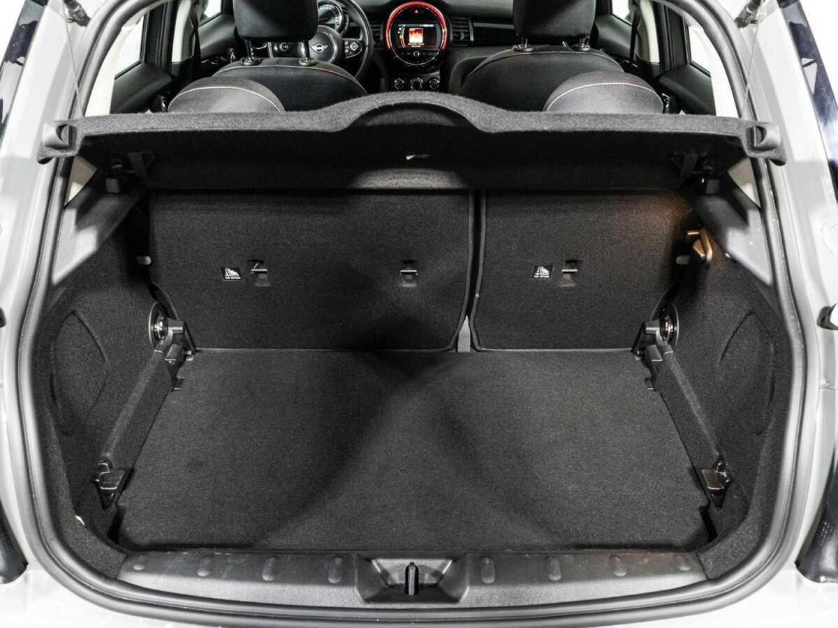 Mini Hatch с пробегом — 2020 год. Фото: #14