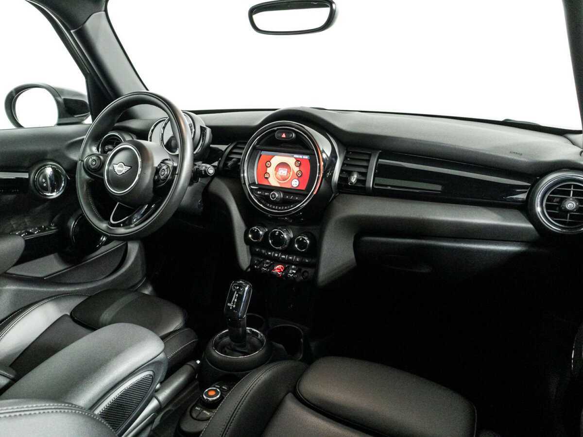 Mini Hatch с пробегом — 2020 год. Фото: #8