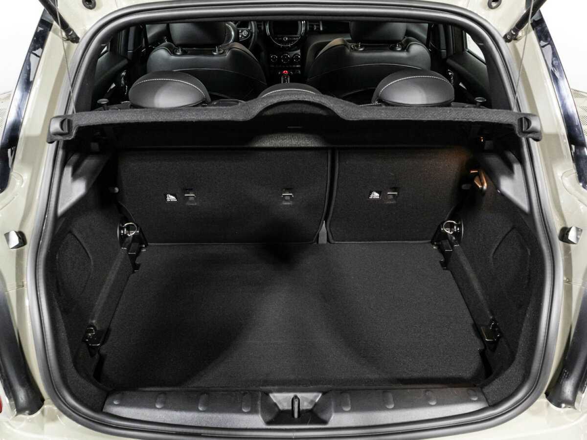 Mini Hatch с пробегом — 2020 год. Фото: #14