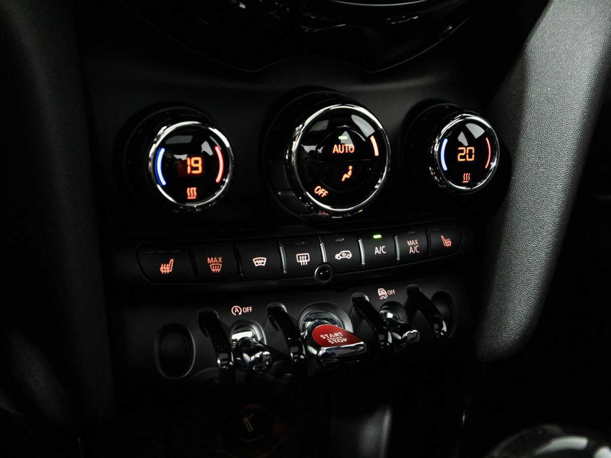 Mini Hatch с пробегом — 2020 год. Фото: #17