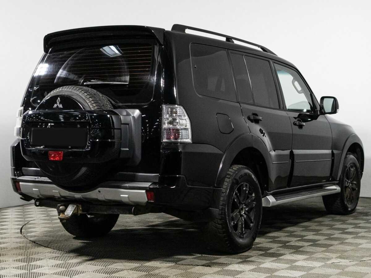 Mitsubishi Pajero с пробегом — 2011 год. Фото: #4