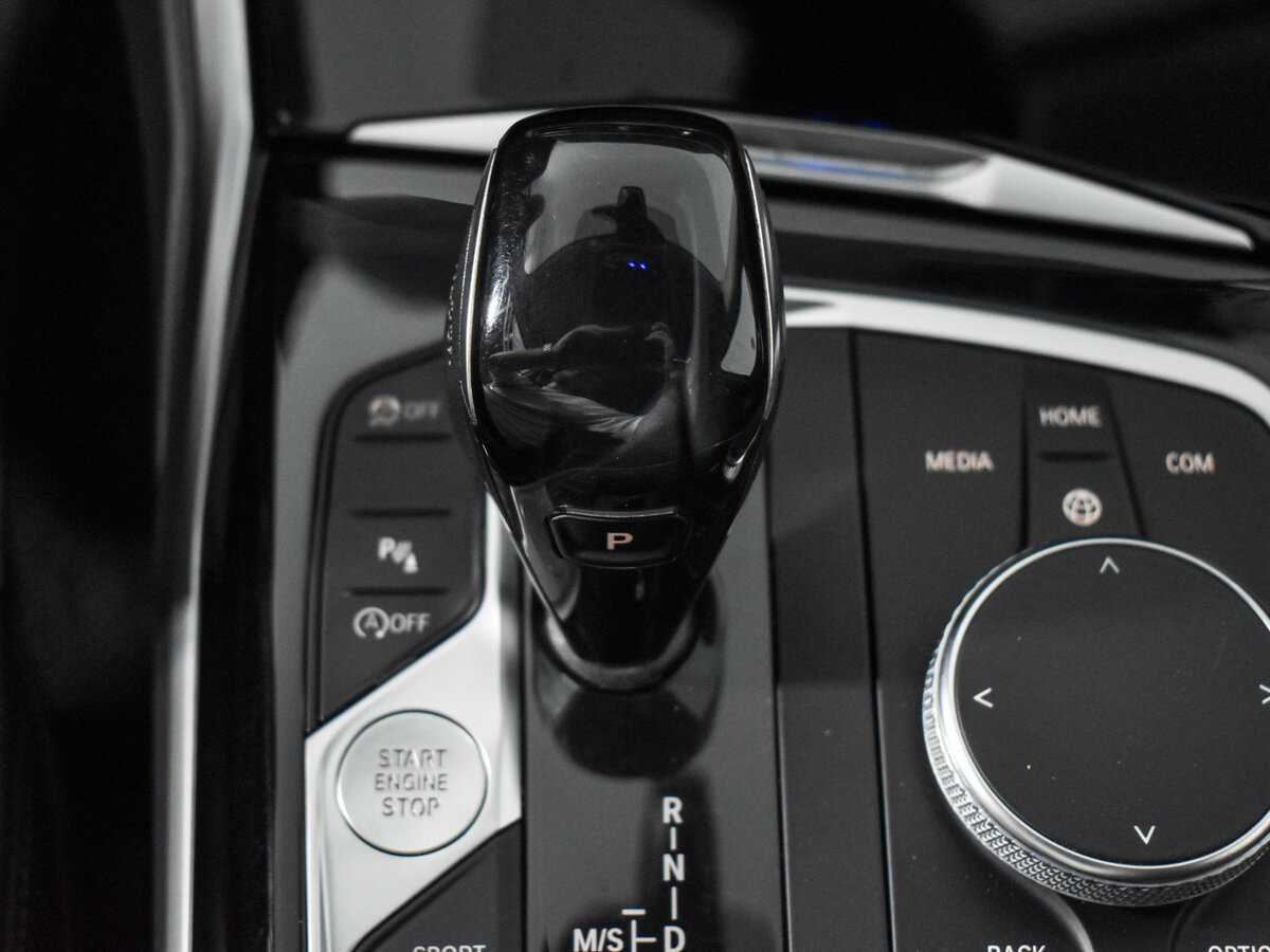 BMW 3 серии с пробегом — 2020 год. Фото: #8