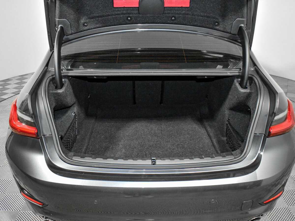 BMW 3 серии с пробегом — 2020 год. Фото: #21