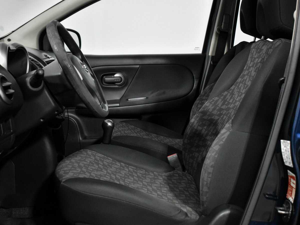 Nissan Note с пробегом — 2008 год. Фото: #9