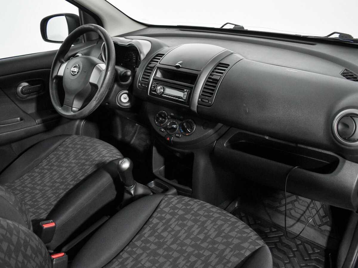 Nissan Note с пробегом — 2008 год. Фото: #12
