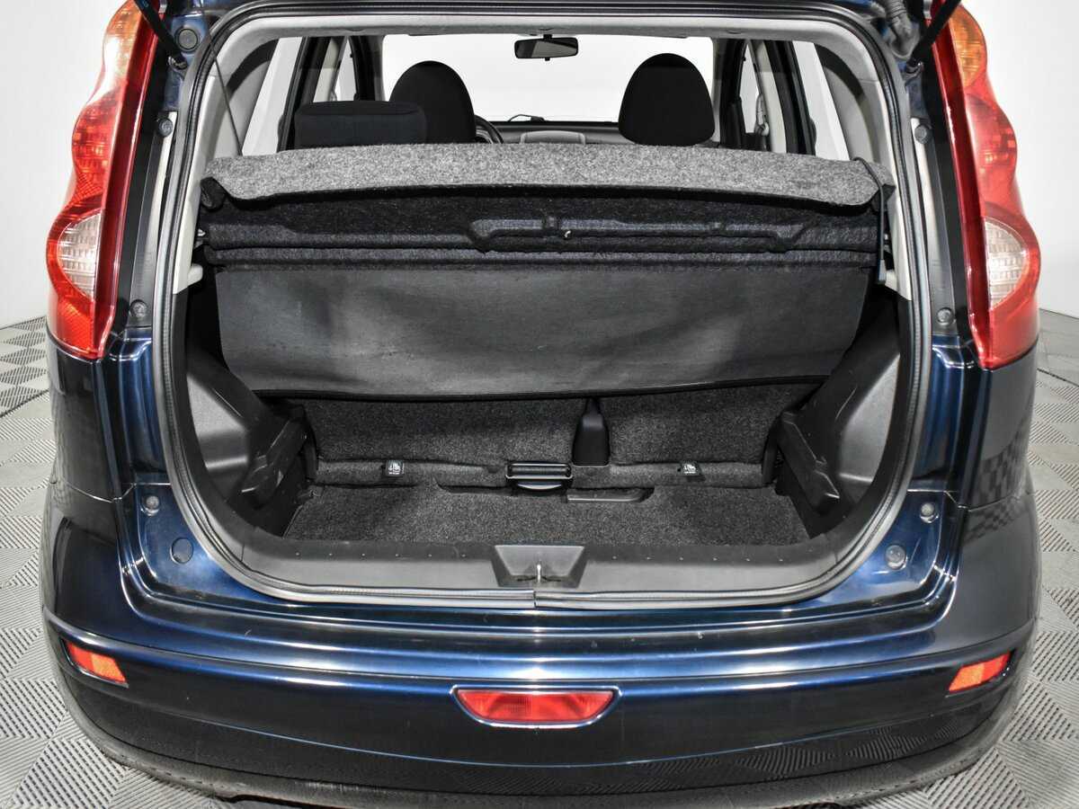 Nissan Note с пробегом — 2008 год. Фото: #18