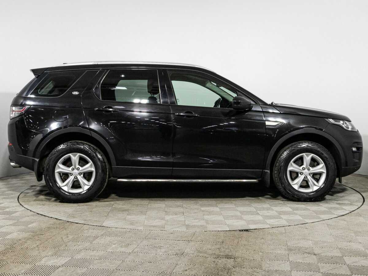 Land Rover Discovery Sport с пробегом — 2017 год. Фото: #3