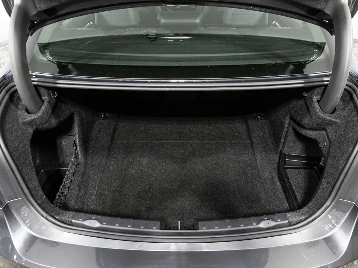 BMW 3 серии с пробегом — 2017 год. Фото: #14