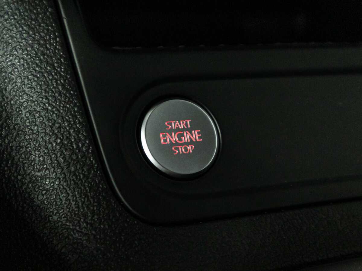 Volkswagen Tiguan с пробегом — 2015 год. Фото: #17