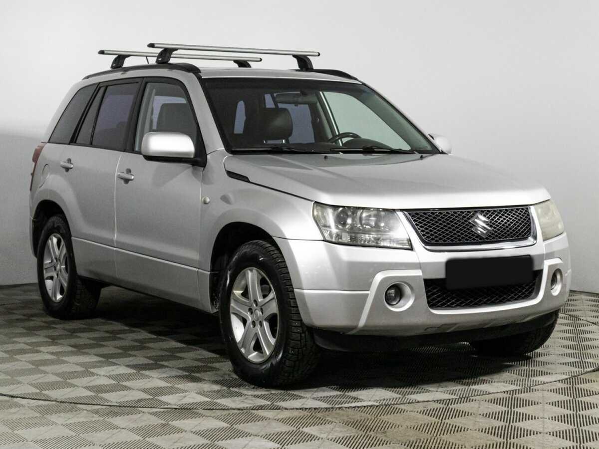 Suzuki Grand Vitara с пробегом — 2010 год. Фото: #2